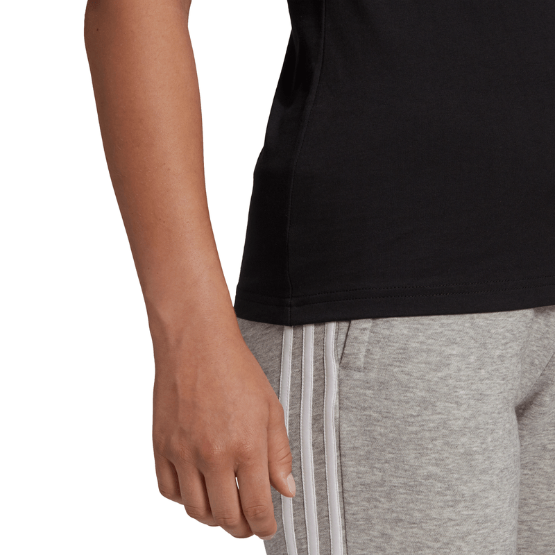 REMERA-ADIDAS-LONGEWEAR-ESSENTIALS-LOGO-NGO-MUJER