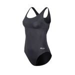 MALLA-KONNA-KONY-NATACION-NGO-LISA-MUJER