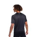REMERA-UNDER-ARMOUR-TECH-2.0-SS-NGO-TRAINING-HOMBRE