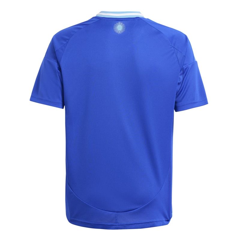 IP8399_3_APPAREL_Photography_Back-Center-View_white