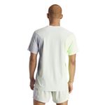 IQ3817_5_APPAREL_On-Model_Back-View_white
