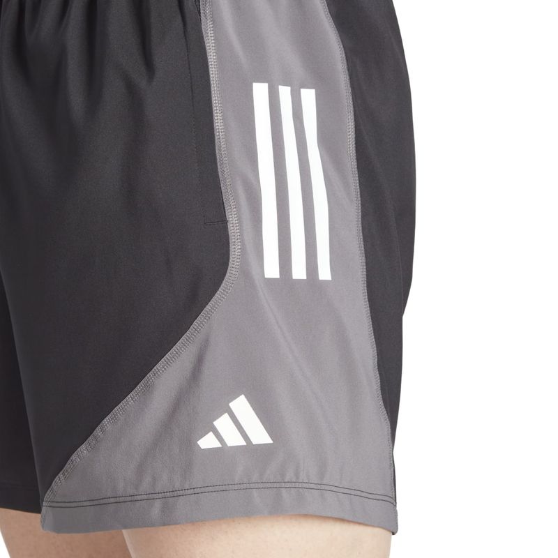 IQ3819_9_APPAREL_On-Model_Detail-View-2_white