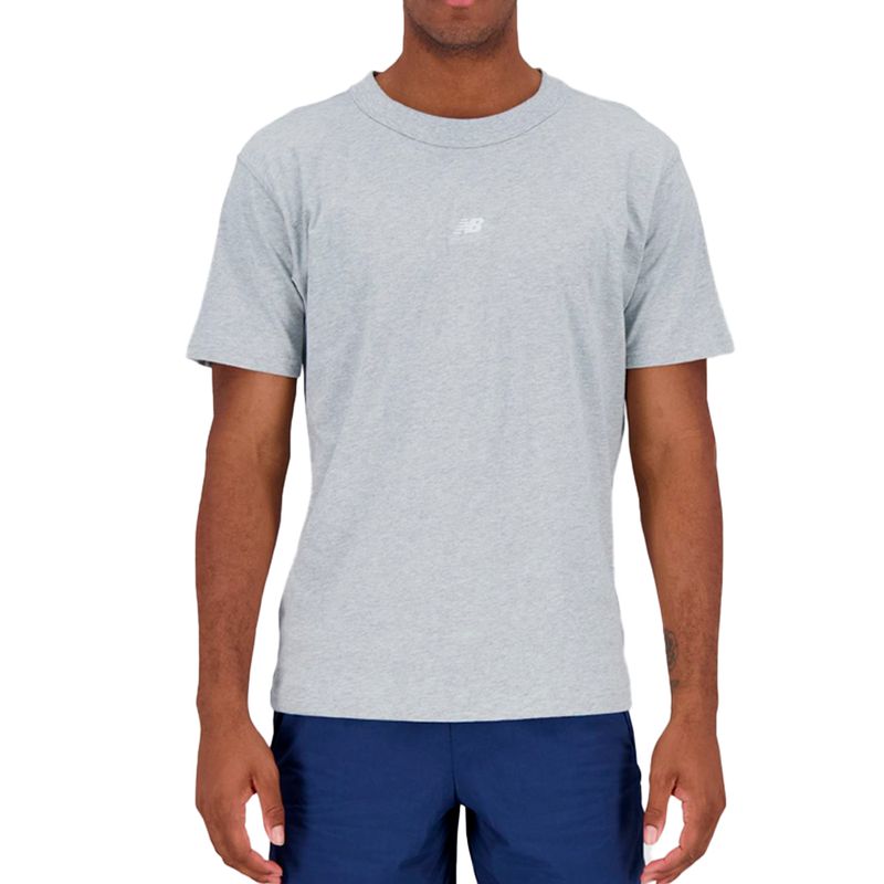 REMERA-NEW-BALANCE-MTA31504AG-ATHLETICS-MODA-GRS-HOMBRE