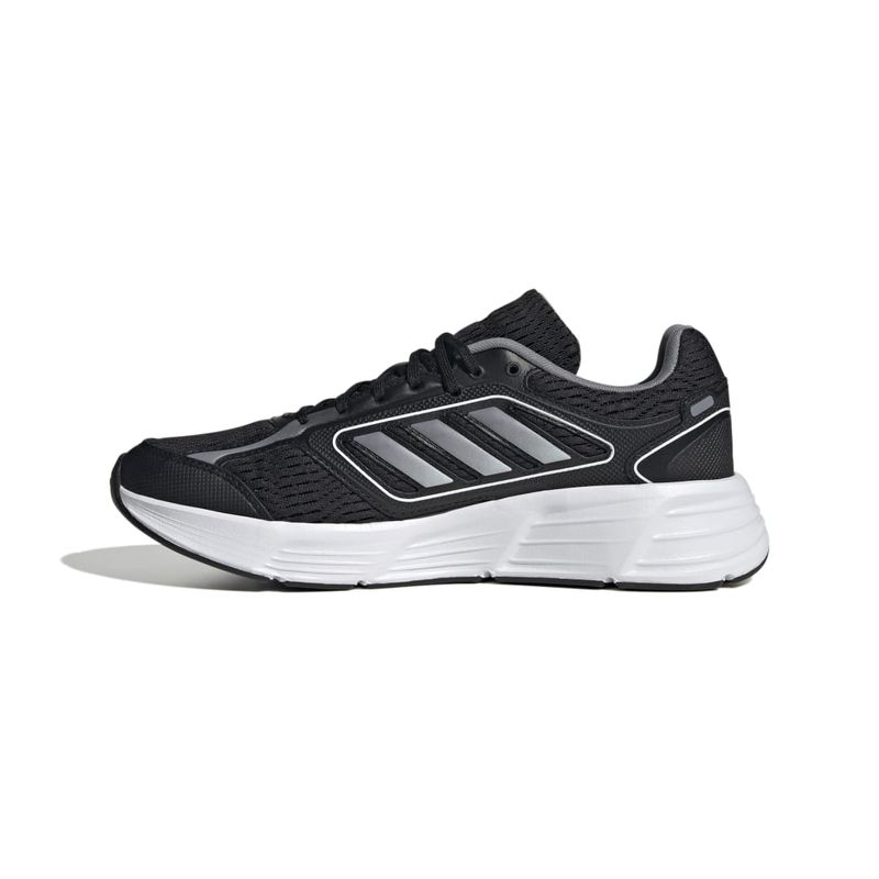 IF5398_5_FOOTWEAR_Photography_Side-Medial-Center-View_white