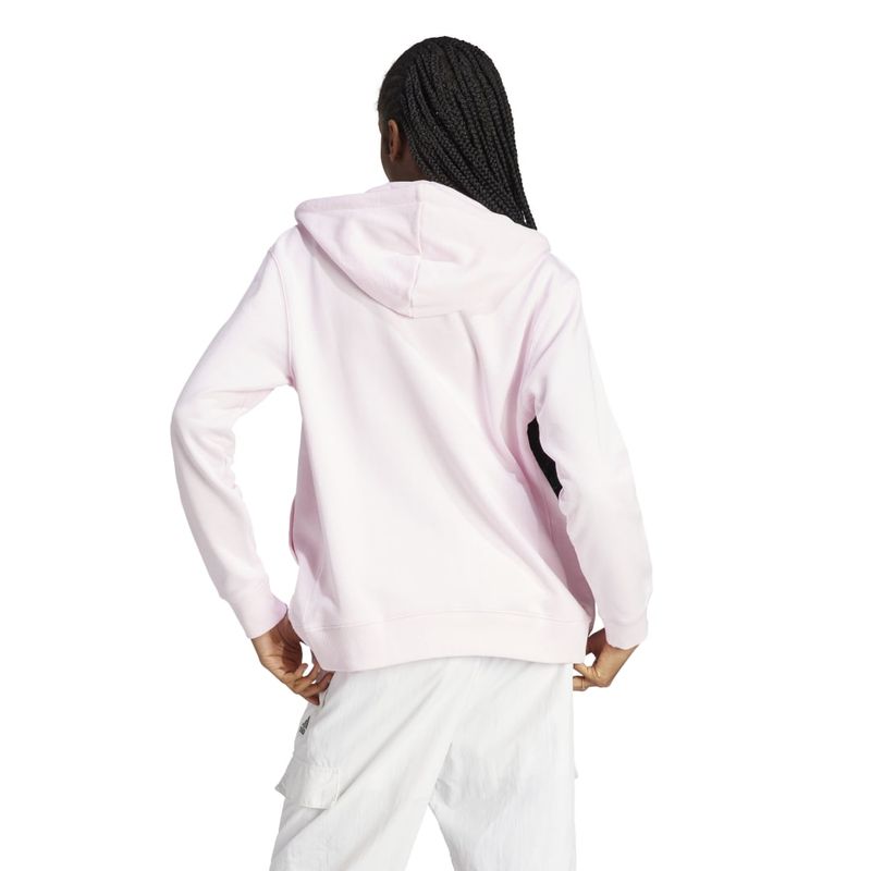 IL3418_5_APPAREL_On-Model_Back-View_white