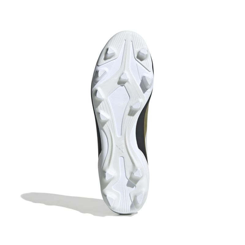 IG9331_3_FOOTWEAR_Photography_Bottom-View_white