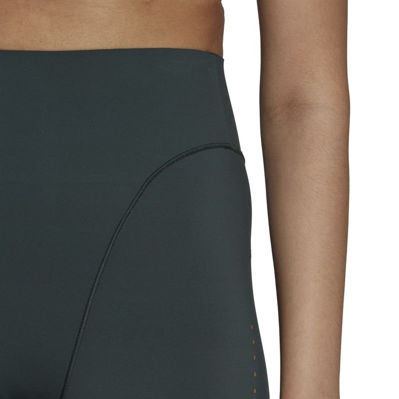 HL8660_6_APPAREL_On-Model_Detail-View-1_white