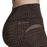 HS4812_6_APPAREL_On-Model_Detail-View-1_white