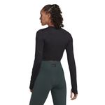 HD8947_5_APPAREL_On-Model_Back-View_white