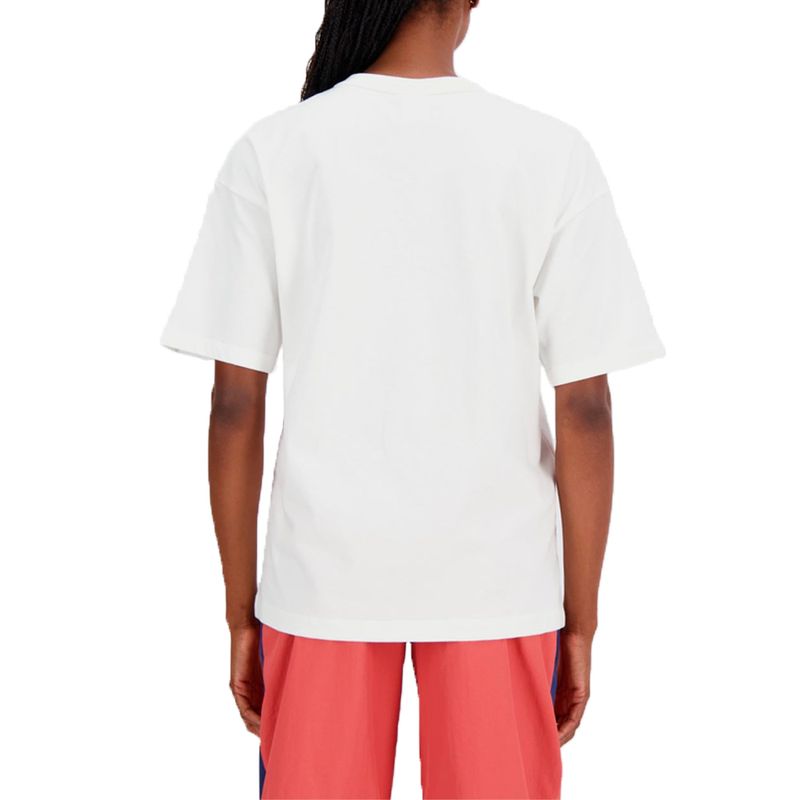 REMERA-NEW-BALANCE-AWT33510WT-ATHLT-BCO-OVERSIZE-MUJER-