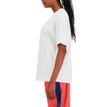 REMERA-NEW-BALANCE-AWT33510WT-ATHLT-BCO-OVERSIZE-MUJER-