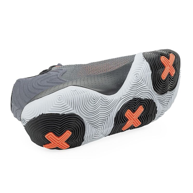 ZAPATILLAS-UNDER-ARMOUR-BUZZER-BASQUET-GRS-NGO-HOMBRE-