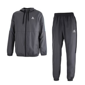 CONJUNTO TOPPER WOVEN TRAINING GRS/VRD/NGO HOMBRE