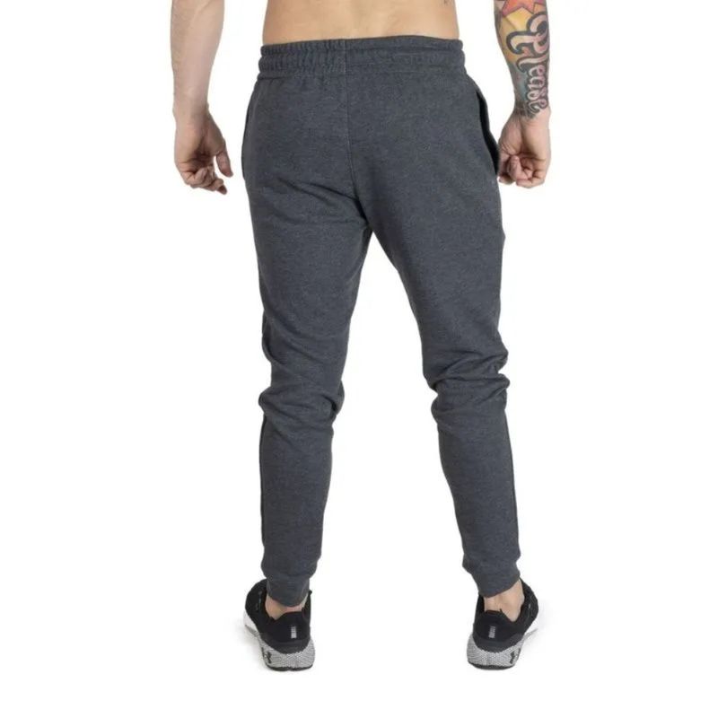 PANTALON-UNDER-ARMOUR-JOGGER-MFO-GRS-HOMBRE-