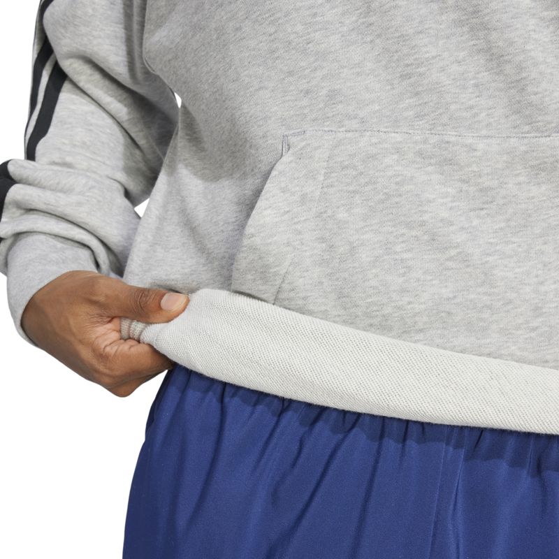JD1871_6_APPAREL_On-Model_Detail-View-2_white.jpg