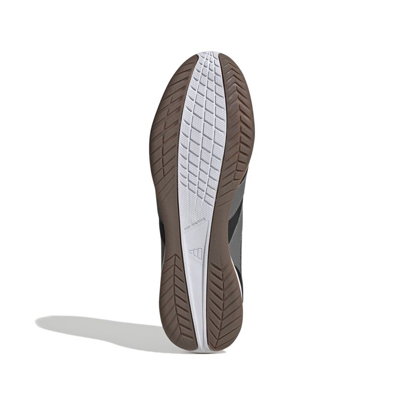 ID3791_3_FOOTWEAR_Photography_Bottom-View_white.jpg