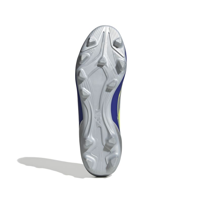 IH0916_3_FOOTWEAR_Photography_Bottom View_white.jpg