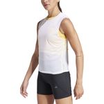 IN1167_4_APPAREL_On Model_Front View_white.jpg