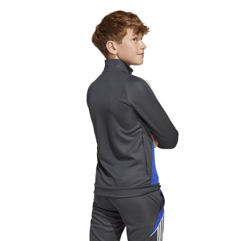 JI5454_3_APPAREL_On Model_Back View_white.jpg