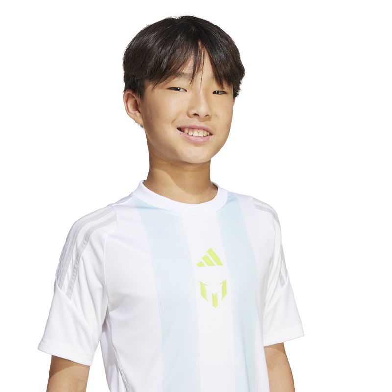 JI5460_6_APPAREL_On Model_Detail View 1_white.jpg