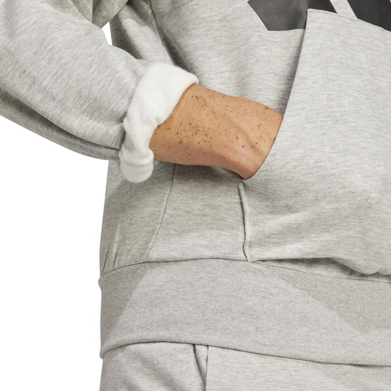 IN6160_6_APPAREL_On Model_Detail View 1_white.jpg