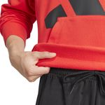 JE8894_6_APPAREL_On-Model_Detail-View-2_white.jpg