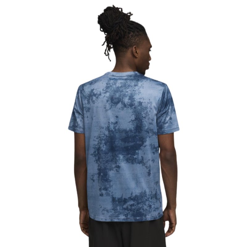 remera-puma-tad-essentials-training-526718-34-DETRAS-2