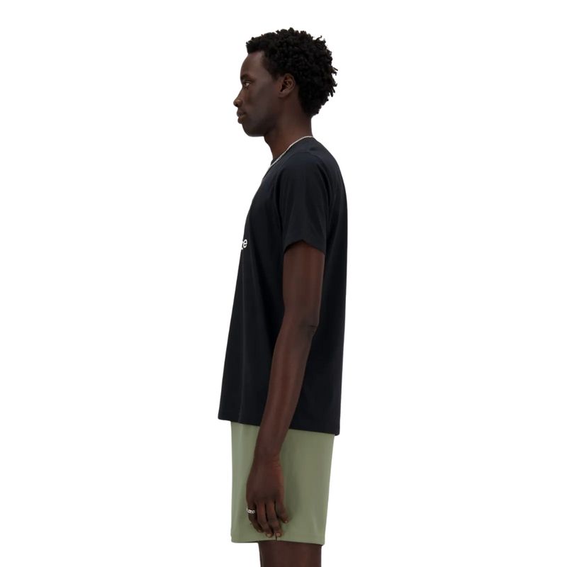 Remera-new-balance-stacked-moda-negro-hombre-00189-550-2